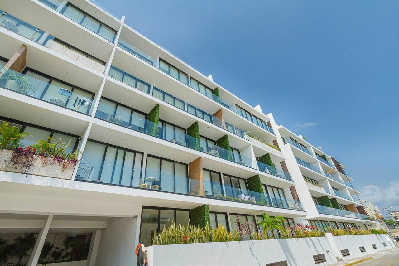 Lovely Space 4 Blocks From The Beach *